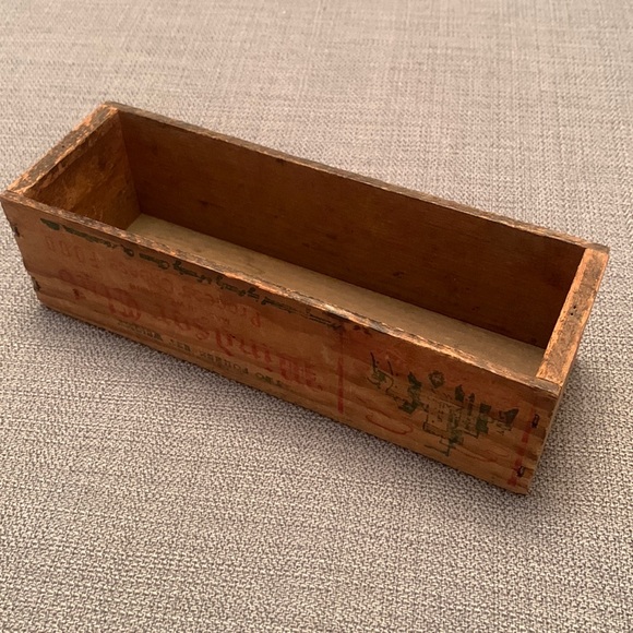 Windsor Club Kitchen Vintage Windsor Club Cheese Box Poshmark